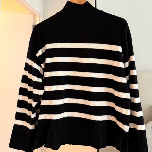 Black and White Turtleneck Sweater - Picture 1 of 3